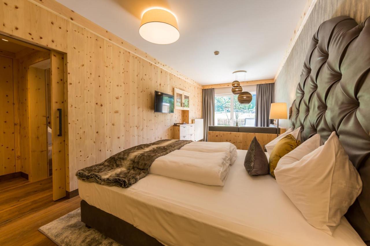 Vitalpina Hotel Magdalenahof سانتا مادالينا في كاسيس المظهر الخارجي الصورة