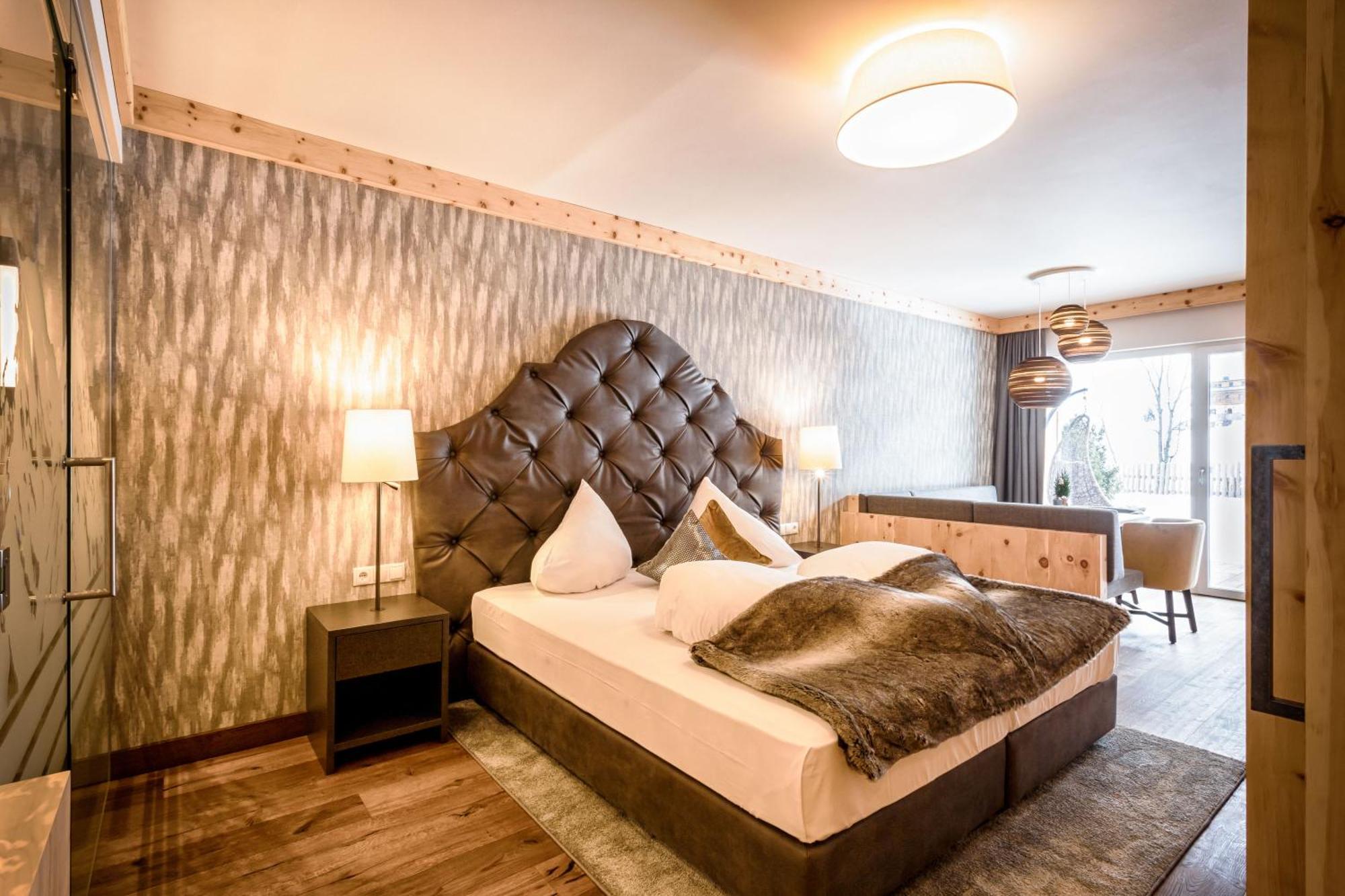 Vitalpina Hotel Magdalenahof سانتا مادالينا في كاسيس المظهر الخارجي الصورة