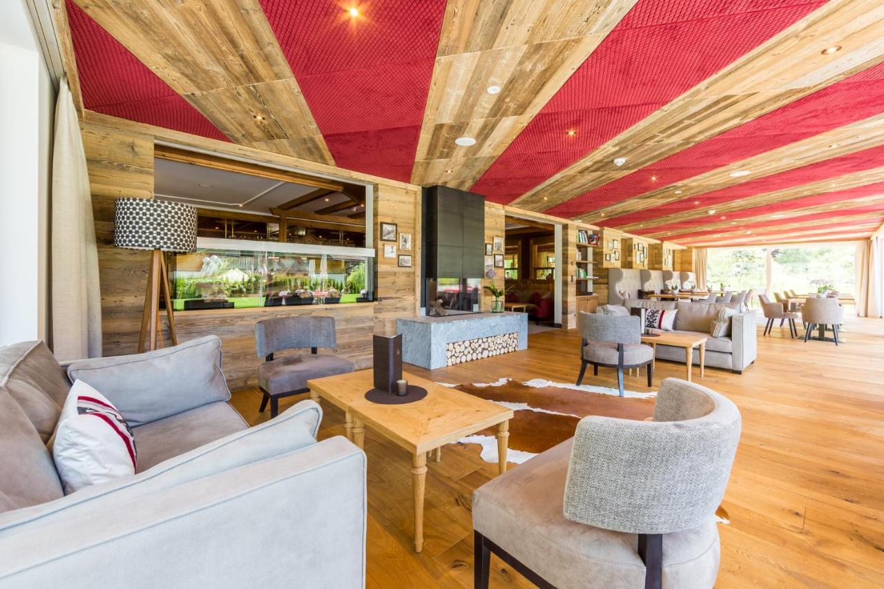 Vitalpina Hotel Magdalenahof سانتا مادالينا في كاسيس المظهر الخارجي الصورة